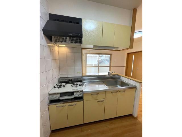 キッチン　※同型タイプです。