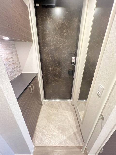 80HOUSEの玄関写真