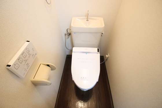 トイレ　※他部屋の写真です。