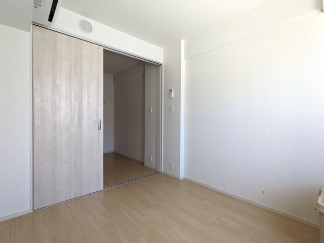 東京メトロ東西線 神楽坂駅 徒歩8分 4階建 築4年の内装写真