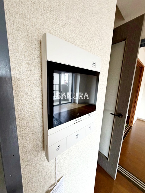 セキュリティ　安心のモニター付きインターホン♪