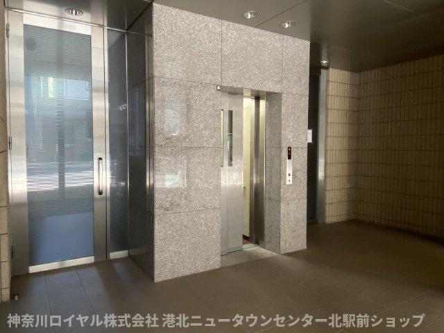 ロビー