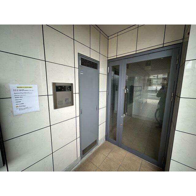 エントランス　オートロックあります