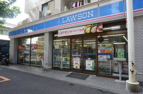コンビニ　ローソン真金町店（コンビニ）まで520m
