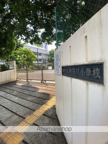 小学校　横浜市立神奈川小学校（小学校）まで516m