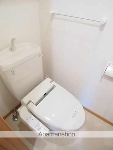 ＪＲ山陰本線 松江駅 バス乗車時間：28分 最寄りバス停で下車 徒歩7分 2階建 築19年のトイレ写真