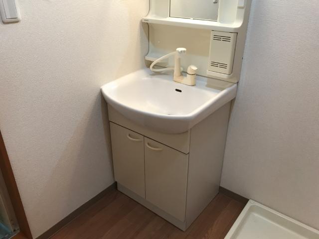 洗面設備　洗髪洗面化粧台