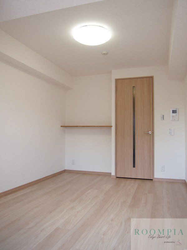 居室・リビング　※同タイプの別のお部屋です。