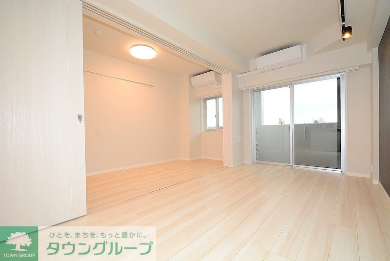 ステージグランデときわ台アジールコートの居間写真