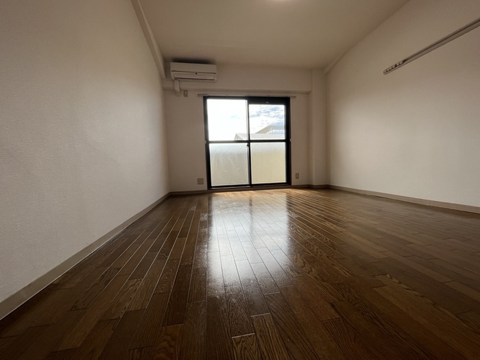Sun Wood Courtの居間写真