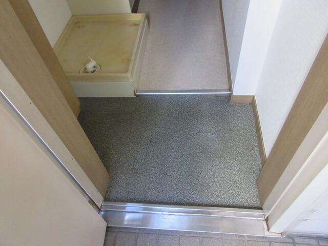 玄関　他の部屋の写真を使用していま…