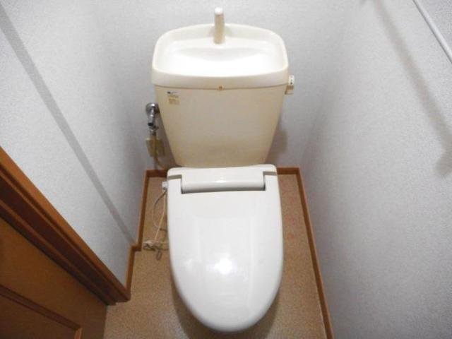トイレ　シンプルで使いやすいトイレです