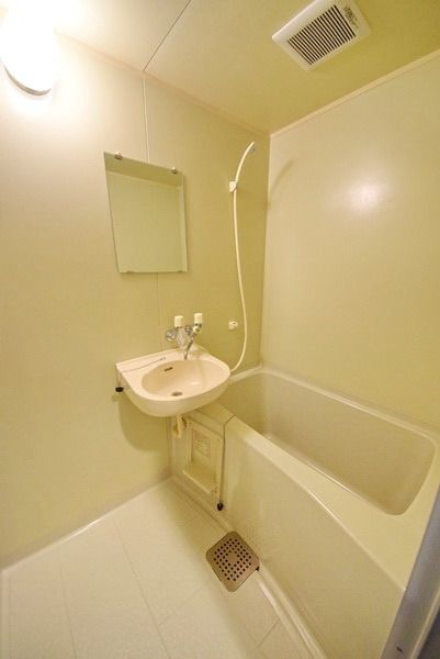 バス・シャワールーム　★お部屋探しは株式会社タウンハウジング東京まで★