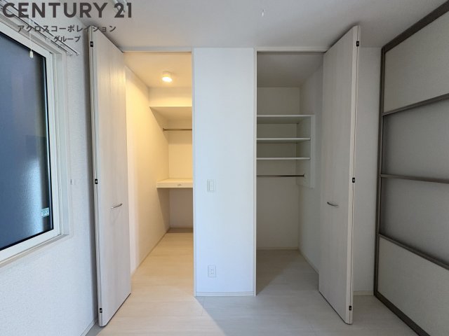 収納　ウォークインクローゼット