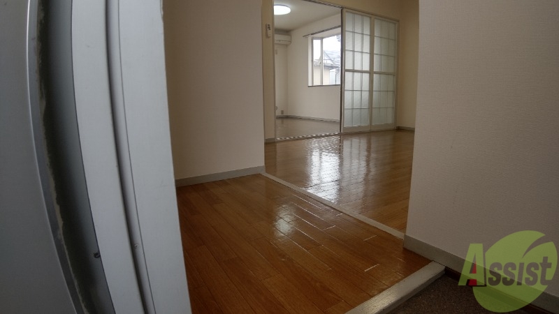 玄関　玄関からの風景です。広々としていいですね。