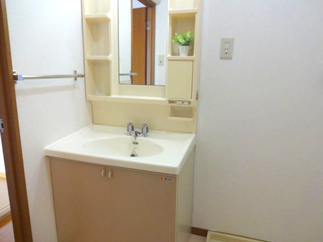 洗面設備　同仕様