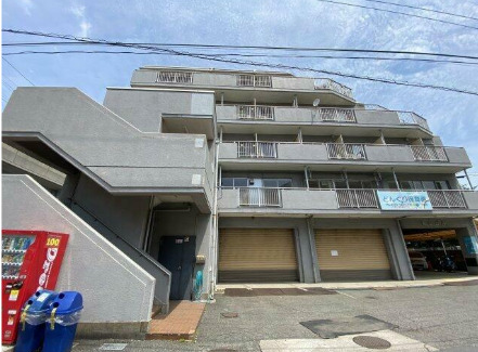 建物外観　落ち着いた雰囲気の外観です