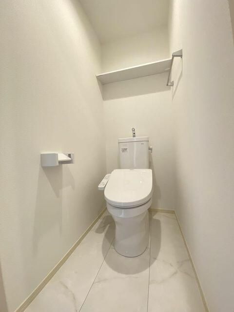 トイレ　清潔感のあるトイレです