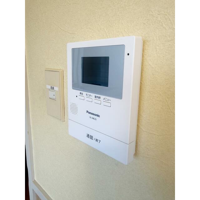 セキュリティ　アポなし勧誘しつこいセールスはドアを開けずに即お断り