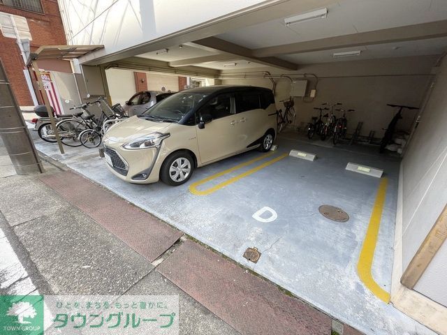駐車場　駐車場