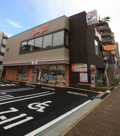 コンビニ　セブンイレブン川崎新丸子東2丁目店（コンビニ）まで531m