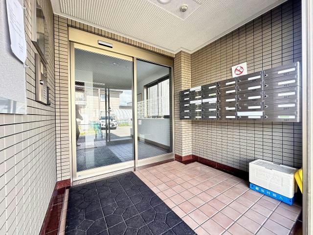 エントランス　エントランス部分