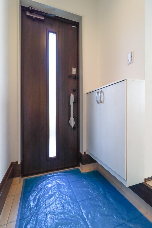 玄関　図面と現状に相違がある場合には現状を優先