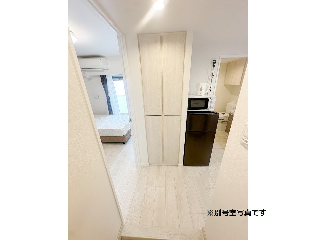 玄関　モデルルーム