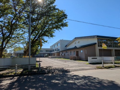 小学校　桜が丘小学校（小学校）まで1291m