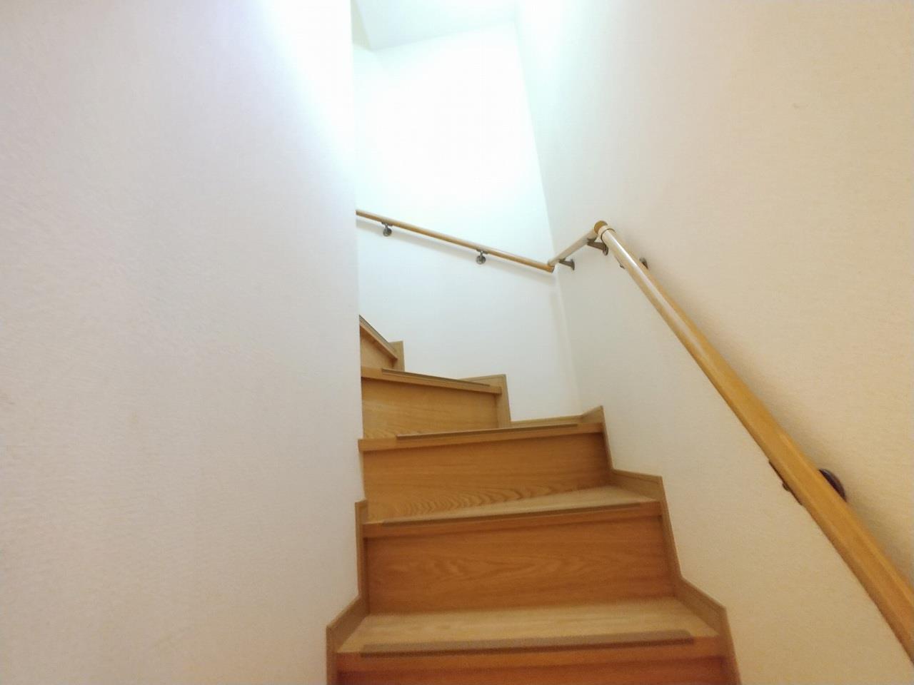 玄関　階段部分
