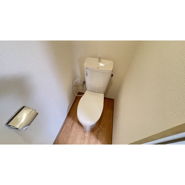 トイレ　トイレ