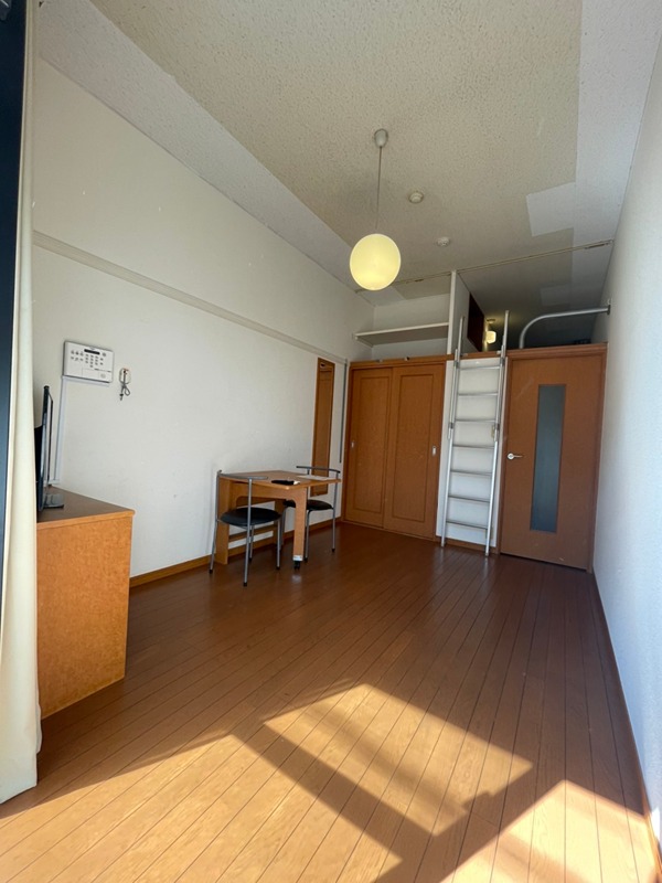 居室・リビング　リビング