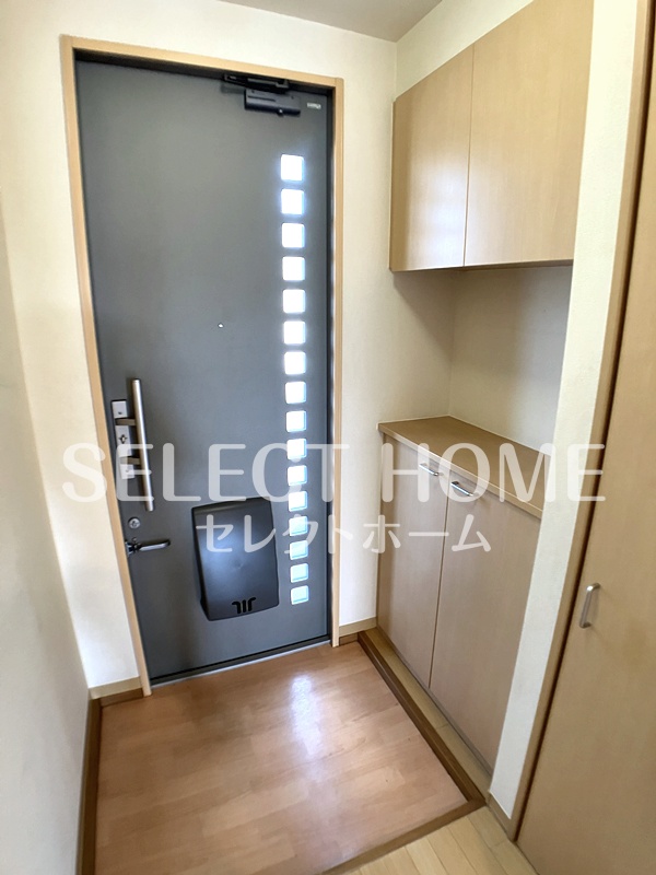 玄関　落ち着いた玄関です