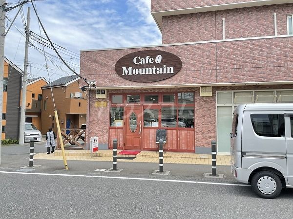 レオパレスプレミール　ラムタの飲食店