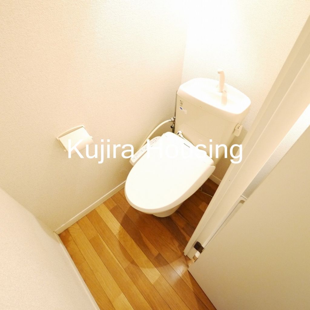 トイレ　★温水洗浄便座です★