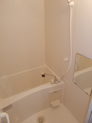 バス・シャワールーム　きれいなお風呂です