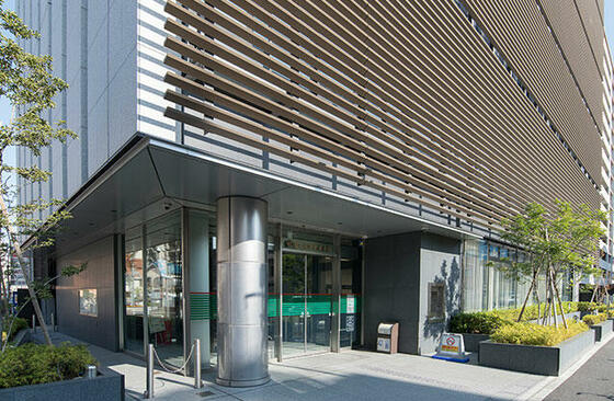 銀行　亀有信用金庫本店（銀行）まで191m