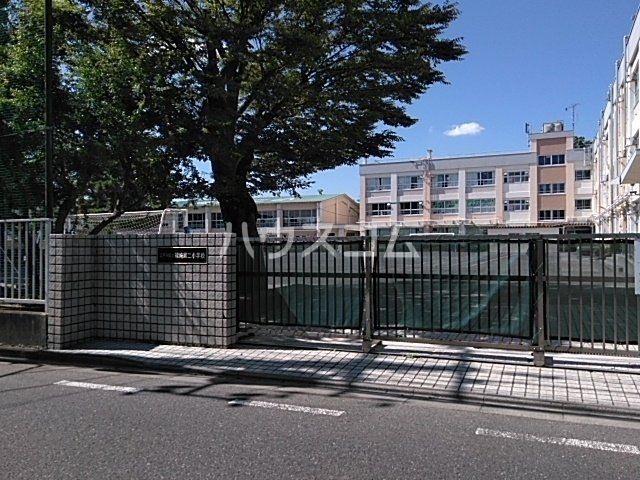 小学校　篠崎第二小学校（小学校）まで693m