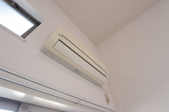 その他設備　冷暖房完備でございます。
