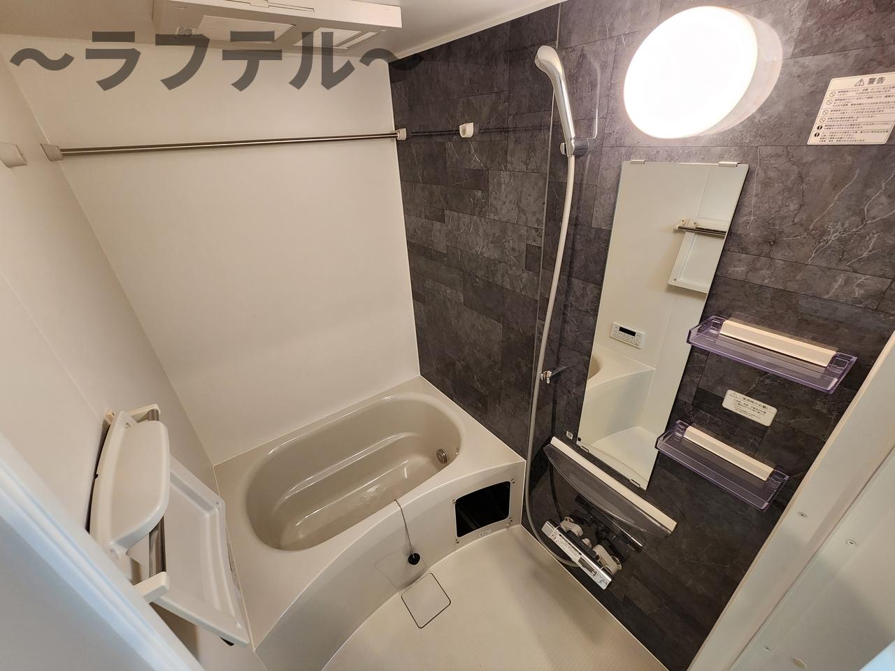 バス・シャワールーム　別部屋イメージ写真