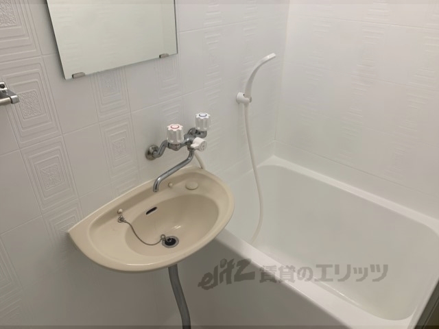 バス・シャワールーム　バス