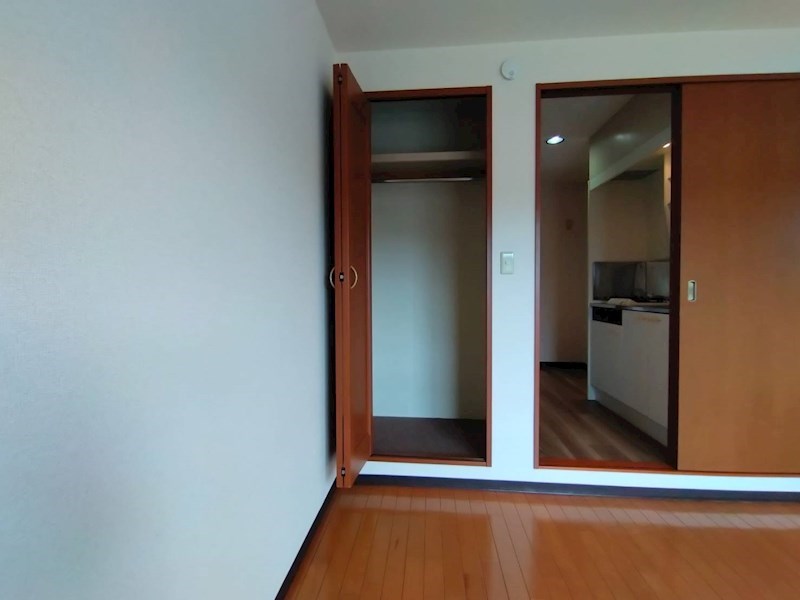 収納　クローゼットにたっぷり収納できます♪