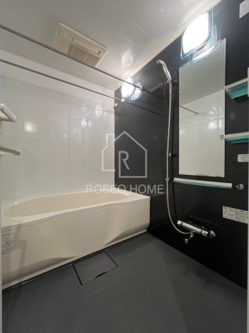 バス・シャワールーム　同マンション別部屋：参考写真