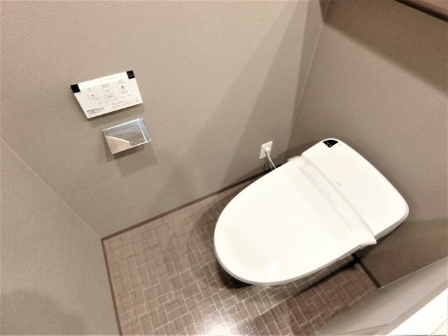 トイレ　詳細は、RISUMO江坂本店→06-6155-7137まで♪