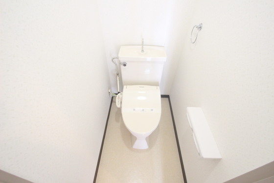 トイレ　※別部屋の写真です