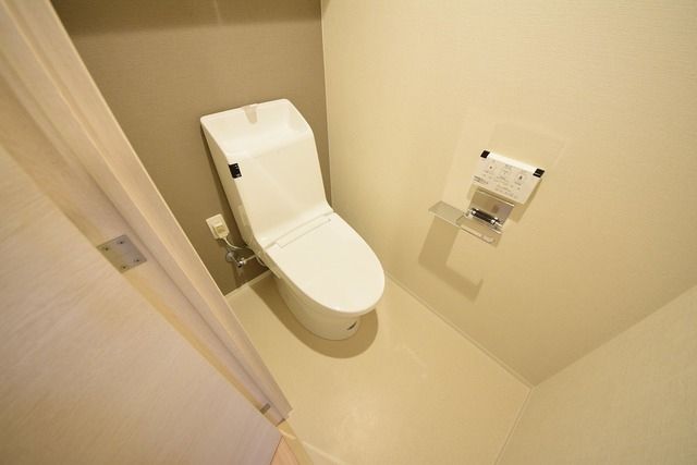 トイレ　※別部屋の参考写真です。