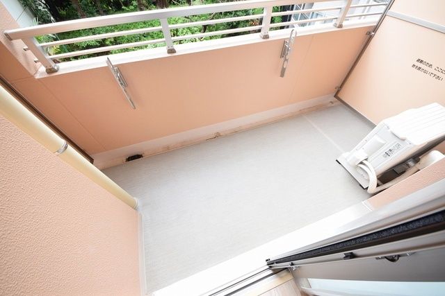 バルコニー　※別部屋の参考写真です。