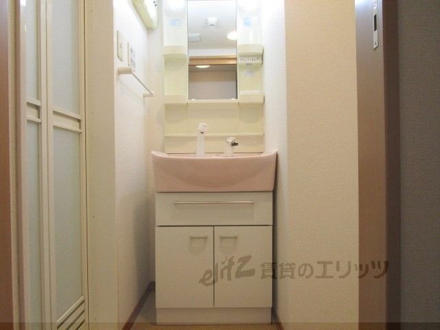 洗面設備　洗面所