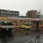 コンビニ　セブンイレブン（コンビニ）まで250m