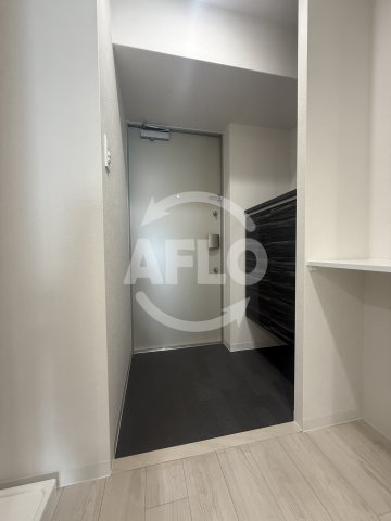 玄関　GLUCK MAISON S-SAKAI XVI　玄関